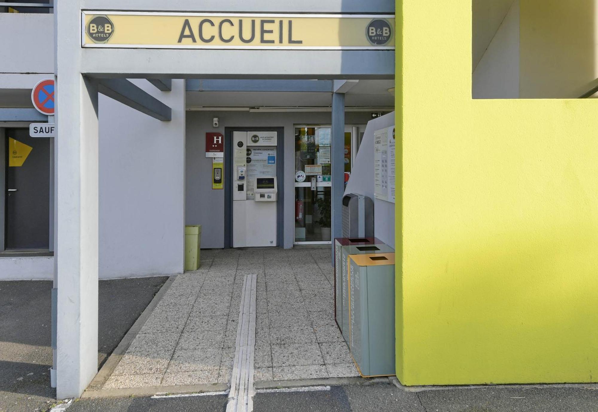B&B Hotel Alencon Nord Kültér fotó